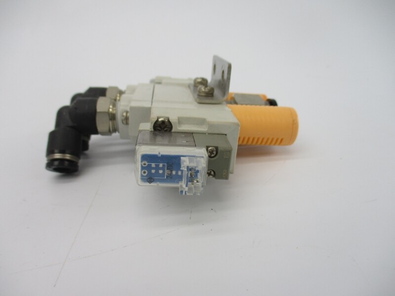 SMC 30-SY7220-5L-02-F2 24VDC 0.016A UNMP