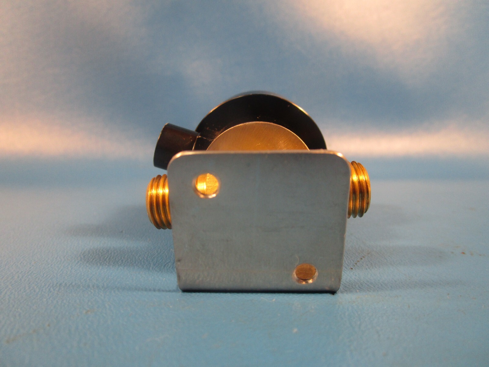 Hy Lok TG2M-4N-PC-E, BRASS 1/4″ MNPT Toggle Valve 12VDC, TG2M4NPCEBRAS