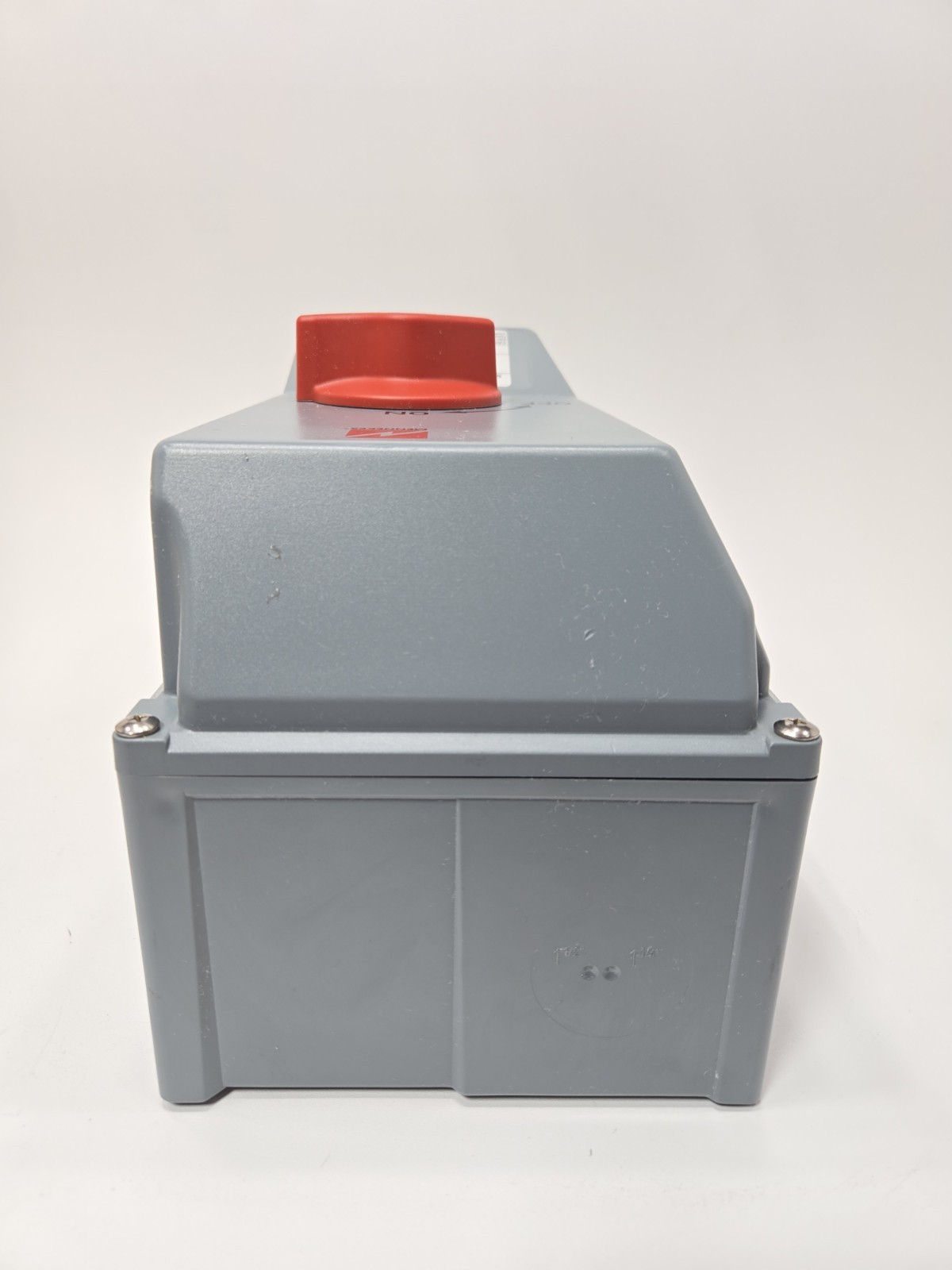 MENNEKES MSR430MIS2W 30A 600V 3W4P