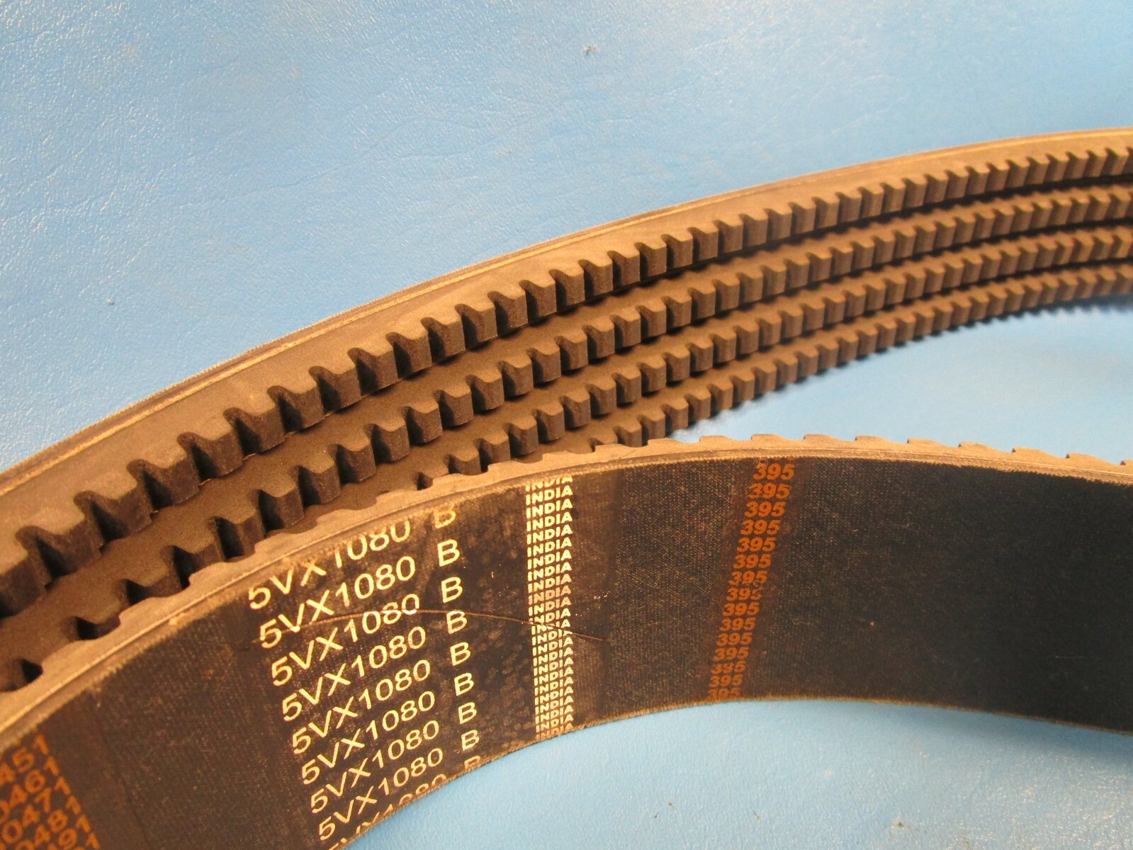 Gates 4/5VX1080 B VBelt, 4 Ribs Banded Cogged V Belt