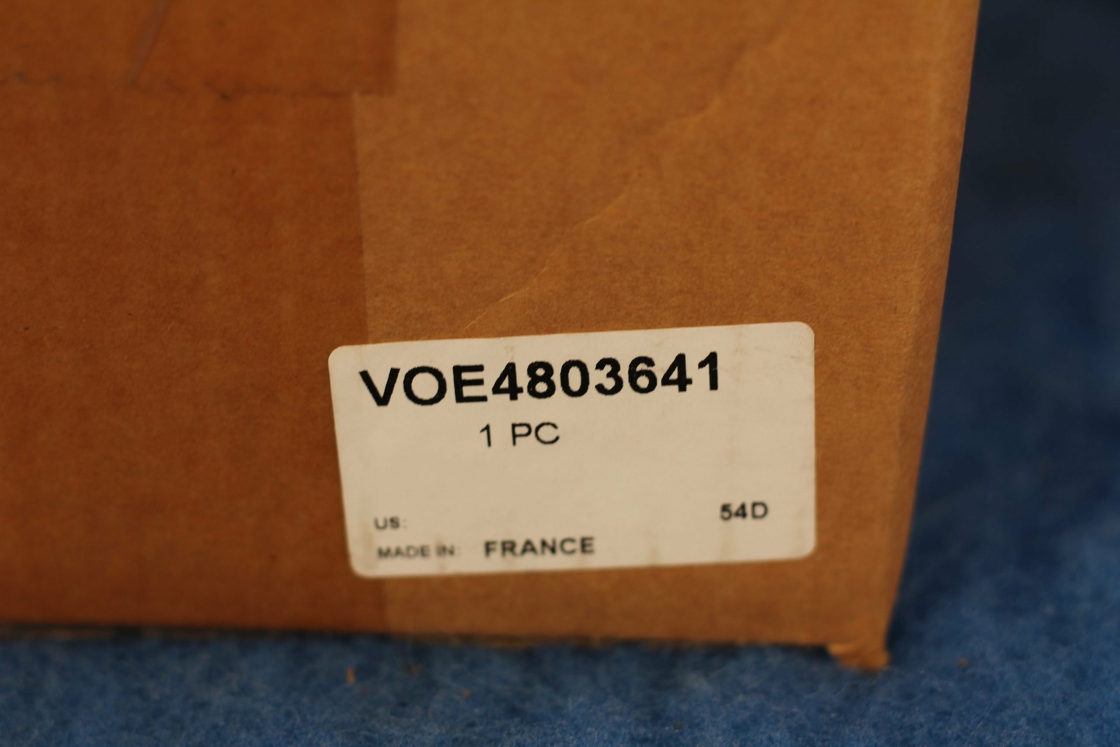 NEW VOLVO HEADLAMP VOE4803641 1 YEAR WARRANTY
