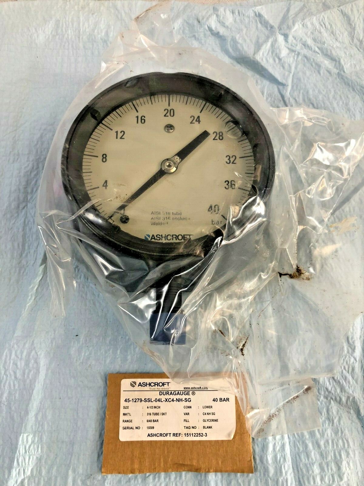 ASHCROFT 1279 DURAGAUGE Pressure Gauge. 0 – 40 Bar. Size 4-1/2in. SS Tube. USA.