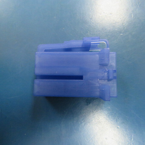YAZAKI 7123-4129-90 Qty of 10 per Lot Automotive Connectors CONN 2P 375 L BLU