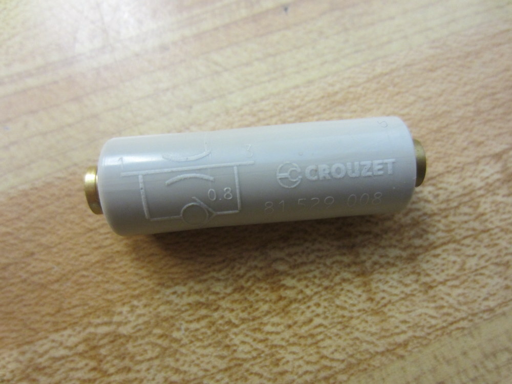 Crouzet 81529008 0.8mm One-Way In-Line Fixed Flow Restrictor