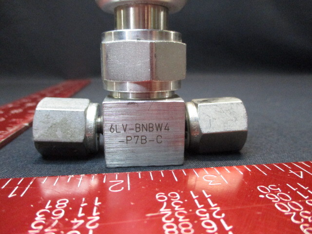 NUPRO 6LV-BNBW4-P7B-C Valve, Pneumatic