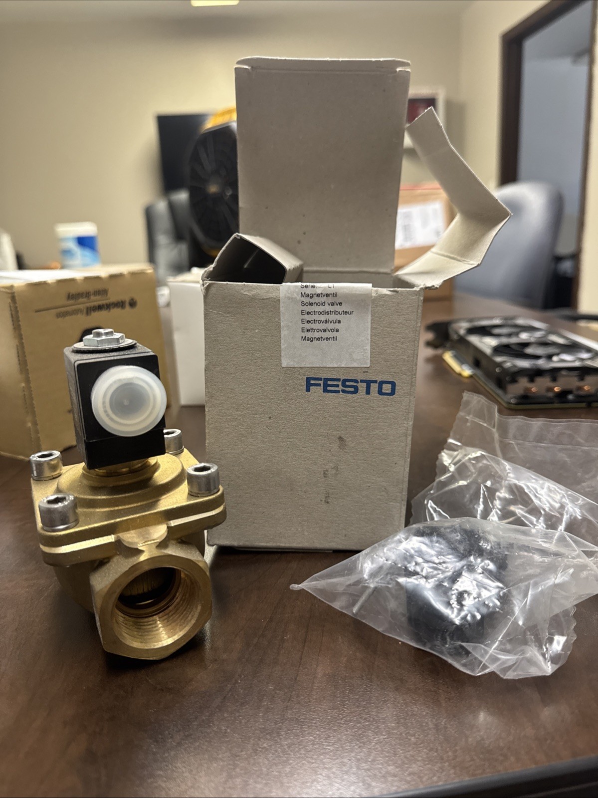 FESTO VZWF-B-L-M22C-N1-275-275-2AP4