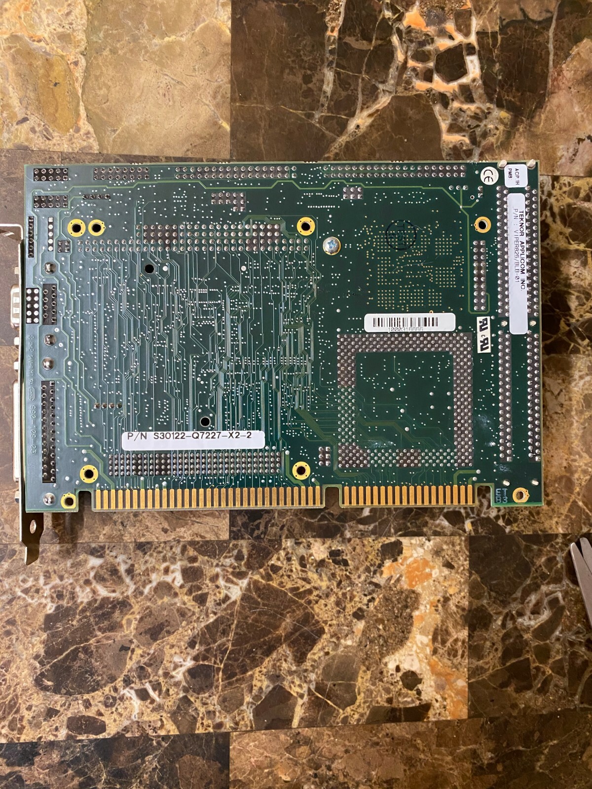 Teknor Industrial VIPER825/BLB-01 S30122-Q7227-X2-2
