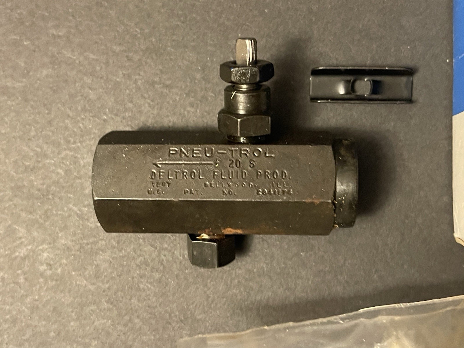 NEW OLD STOCK! DELTROL 5000 PSI 1/4″ NPT FLOW CONTROL VALVE F20S