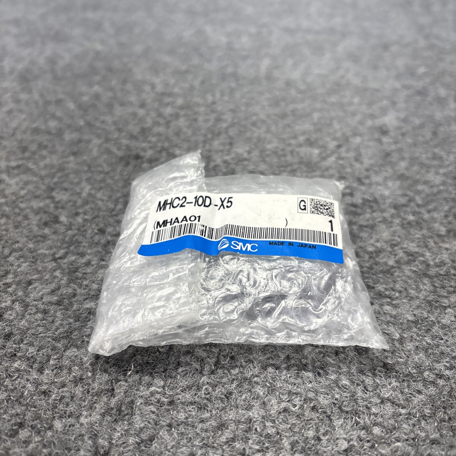 SMC MHC2-10D-X5 MINI ANGULAR STYLE GRIPPER New Other