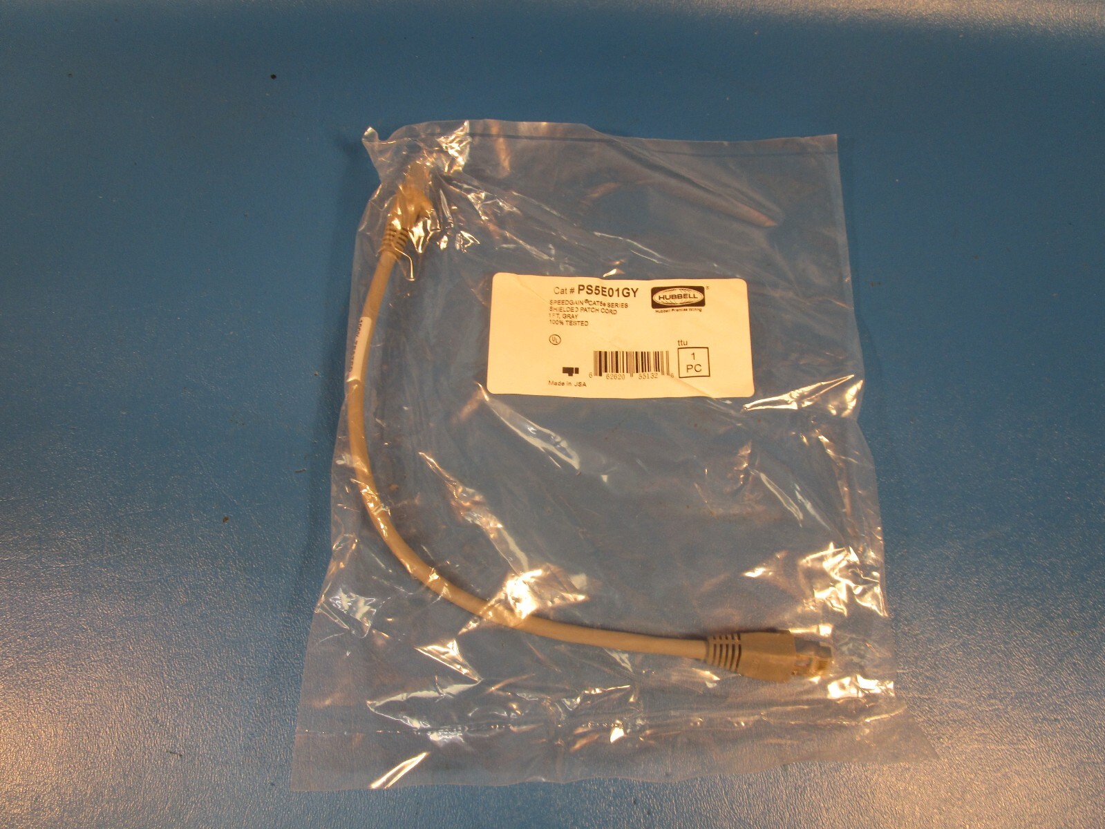 HUBBELL PS5E01GY, GRAY P-CORD, CAT5E, PS5E, SHIELDED, GY, 1′ LONG