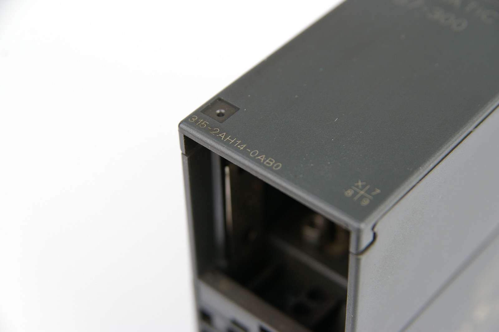 Siemens 6ES7315-2AH14-0AB0 6ES7 315-2AH14-0AB0 CPU 315-2DP SIMATIC S7-300