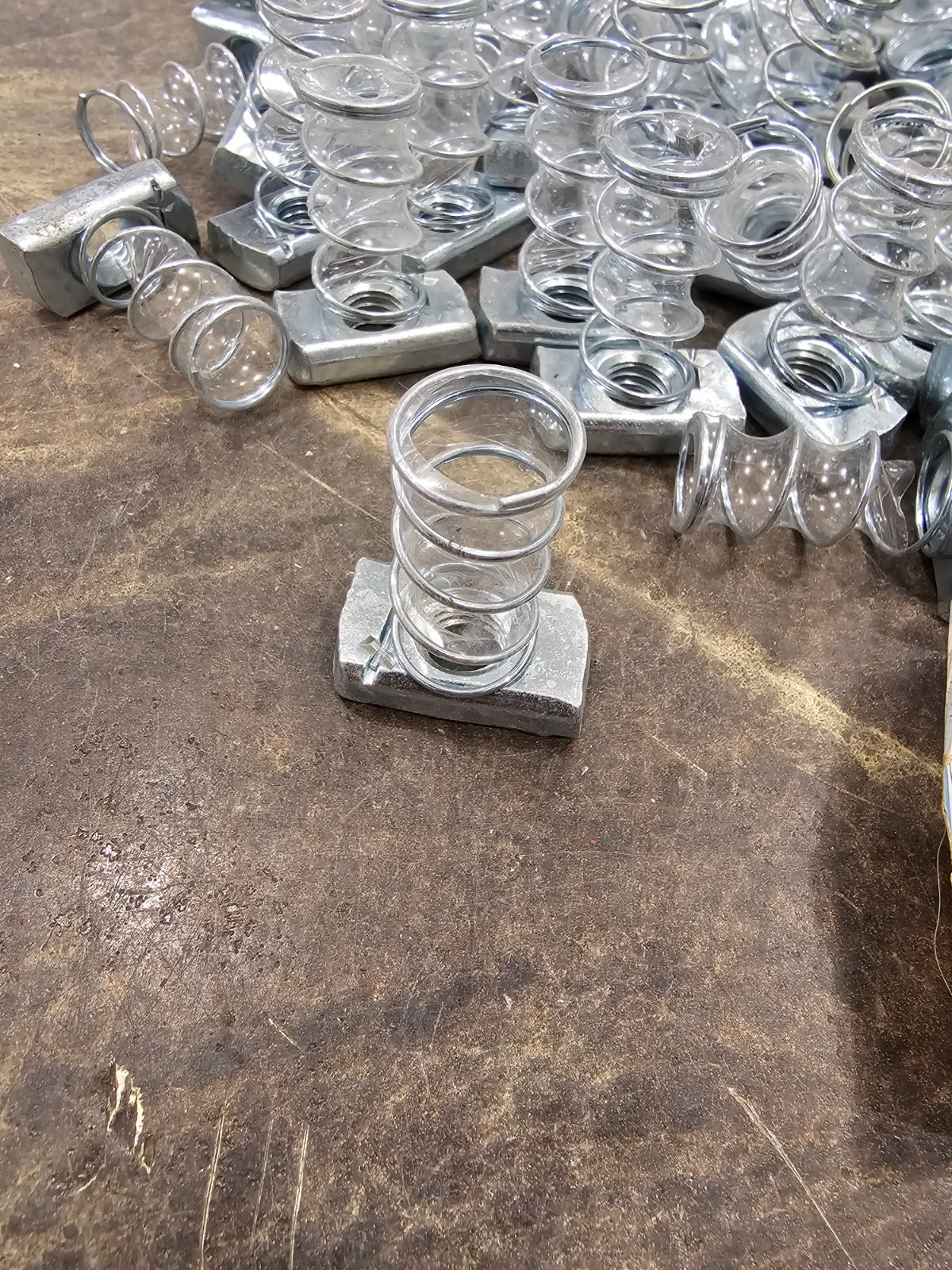 (LOT OF 185) 1/2″ Strut Nut With Spring Unistrut Hanger Rod Galvanized