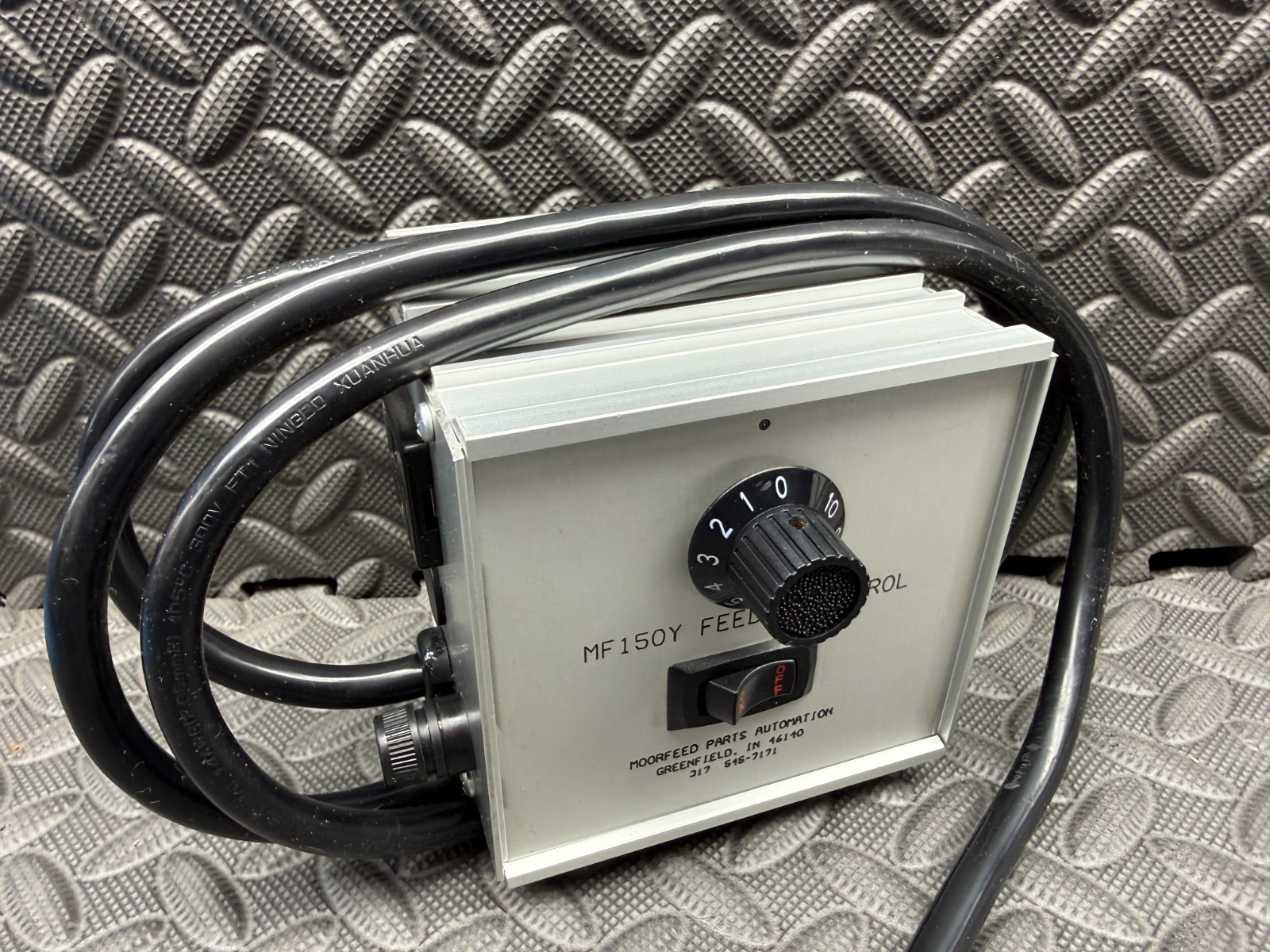 Bryant Control MF150Y 15Amp 115VAC Vibrator Feeder Bowl Control Unit