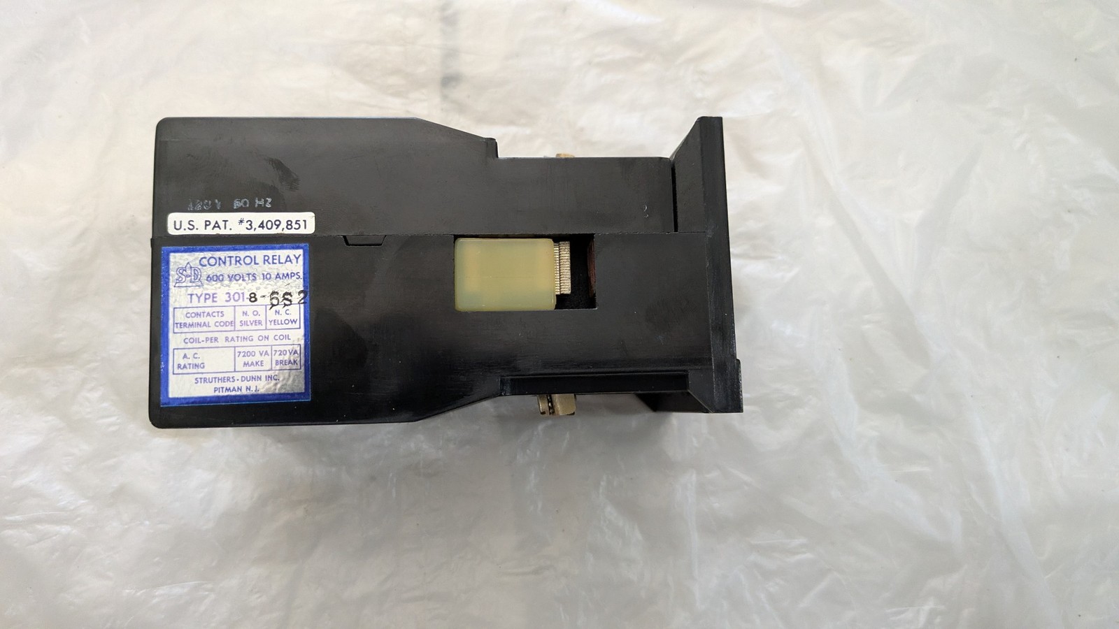STRUTHERS-DUNN CONTROL RELAY 301-8-6S2 600V 10AMPS 60HZ