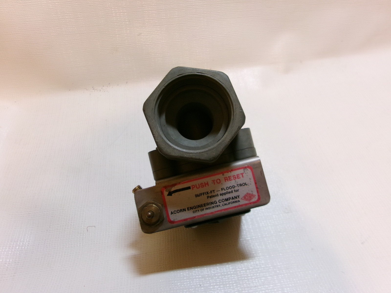 Acorn Flood-Trol 2563-080 Used