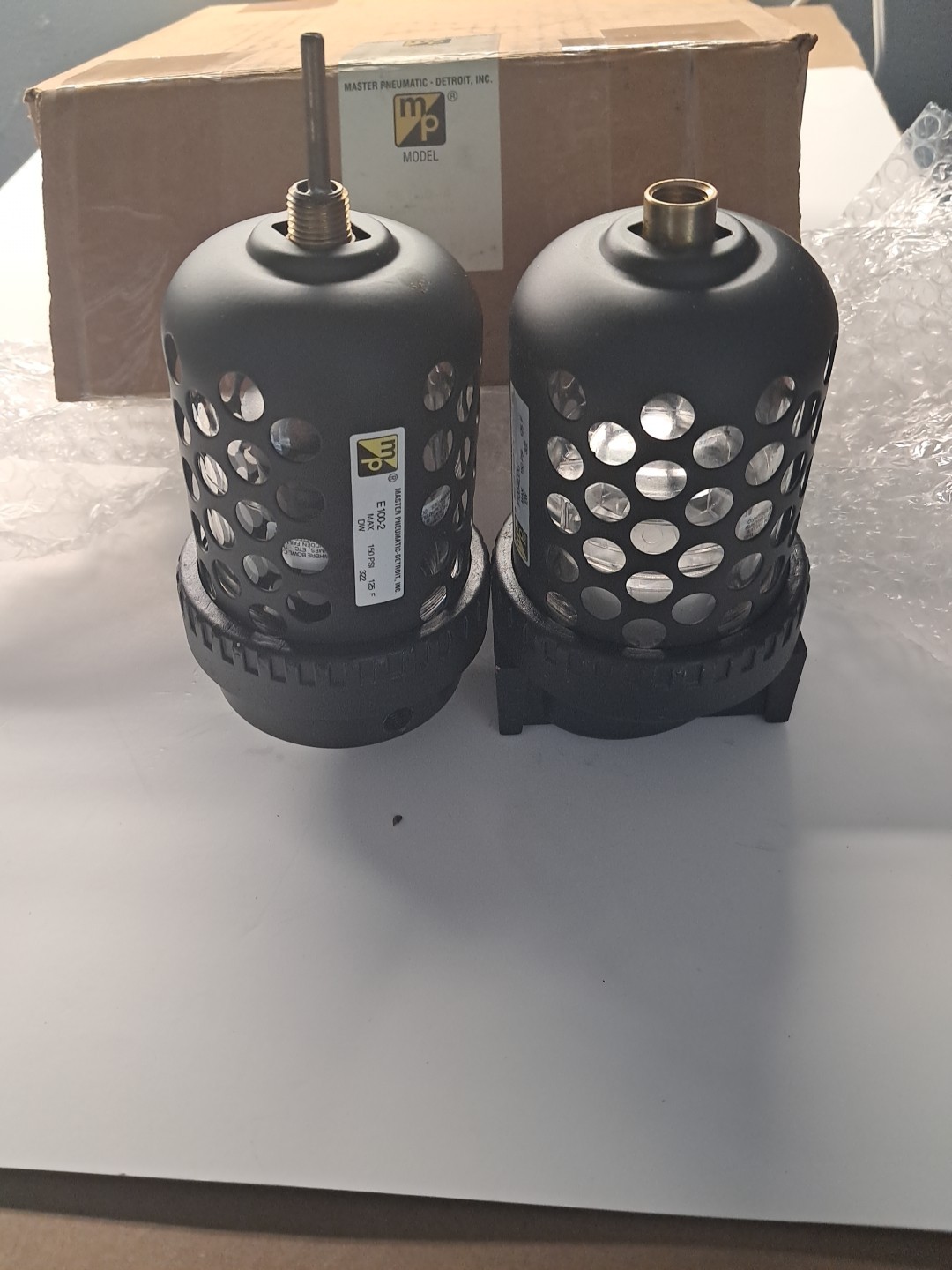 MASTER PNEUMATIC E100-2 150PSI NSNP With F100-4LDC