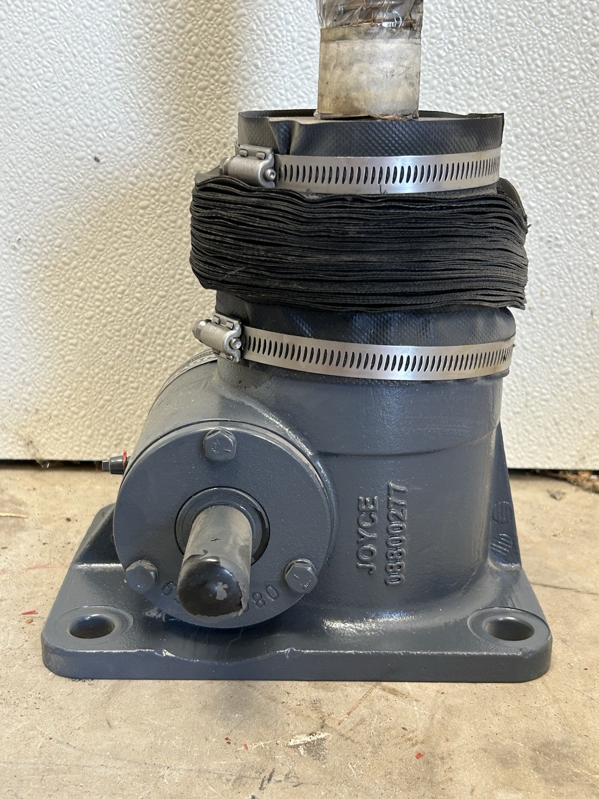 (2) Joyce Dayton 5 Ton Machine Screw Jacks. 32″ Travel