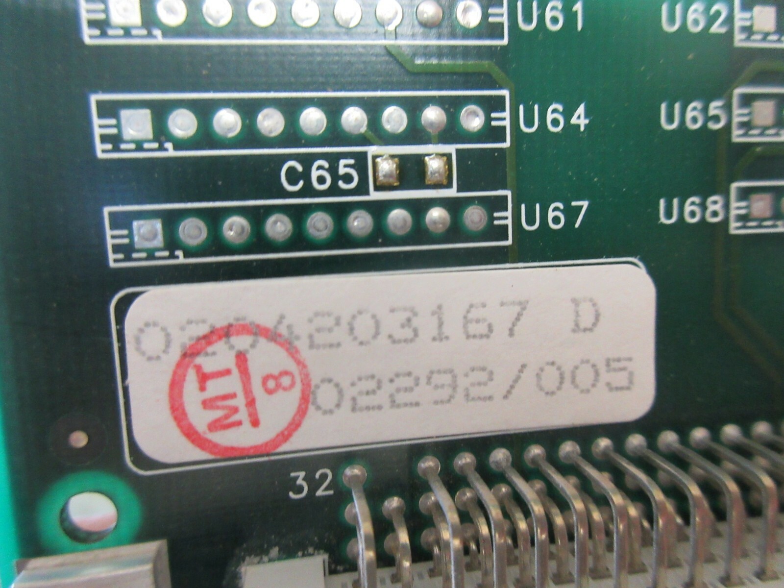 NUM INPUT BOARD DRIVE 24.0 32.1/24.0 0204203167 D 02292/005 FC 200 202 955 B