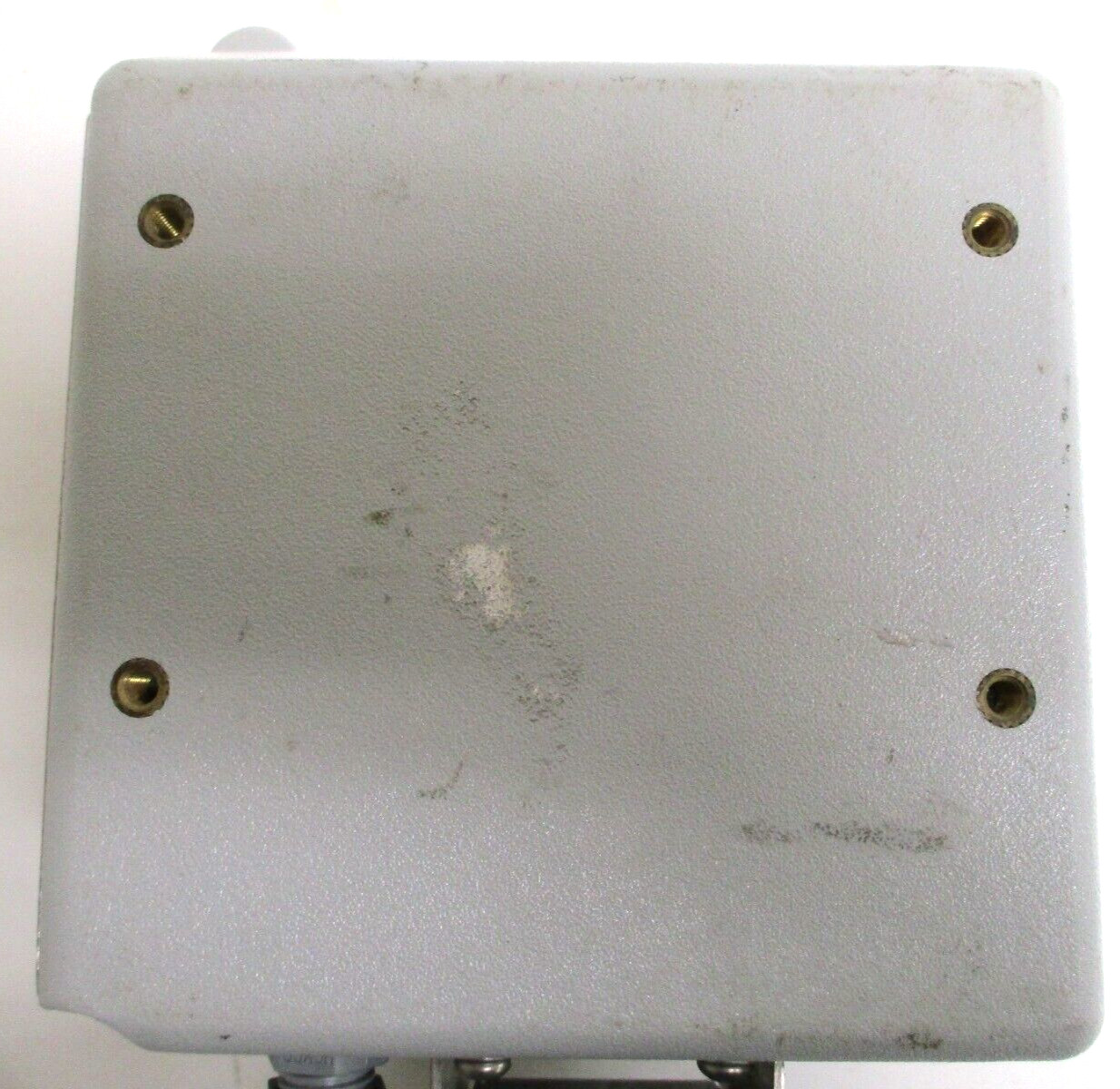 BLANCETT , 8200 FLOW METER MONITOR , w/ BATTERY , SOME SCRATCHES , SURPLUS