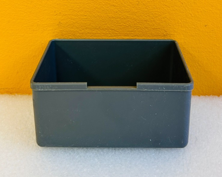 Stanley VIDMAR BN-20-04 (Lot of 20) 3″ x 4″ x 2″, Gray Plastic, Storage Bin!