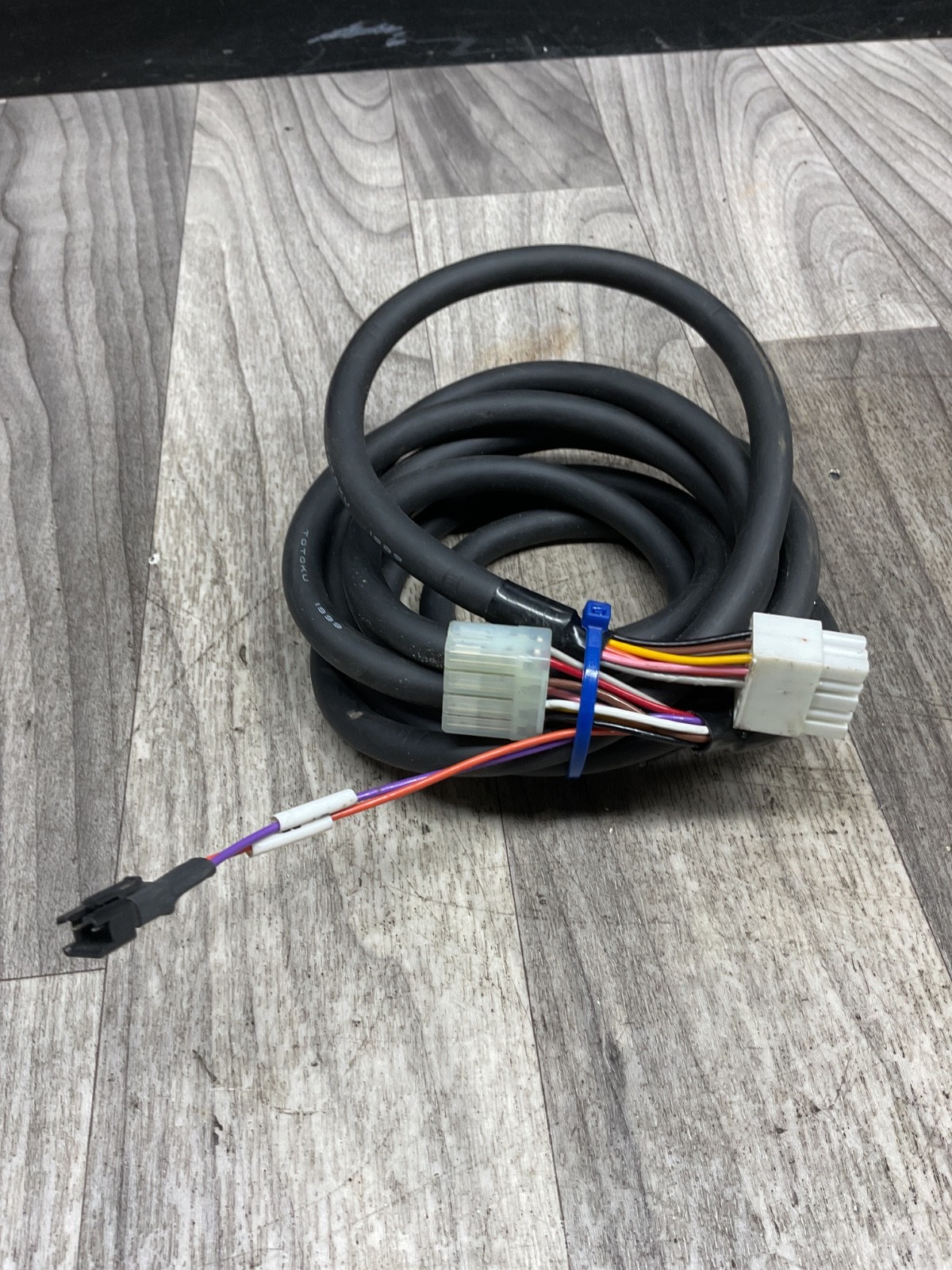 TOTOKU 1999 Connecting Cable, #4002PT210SI