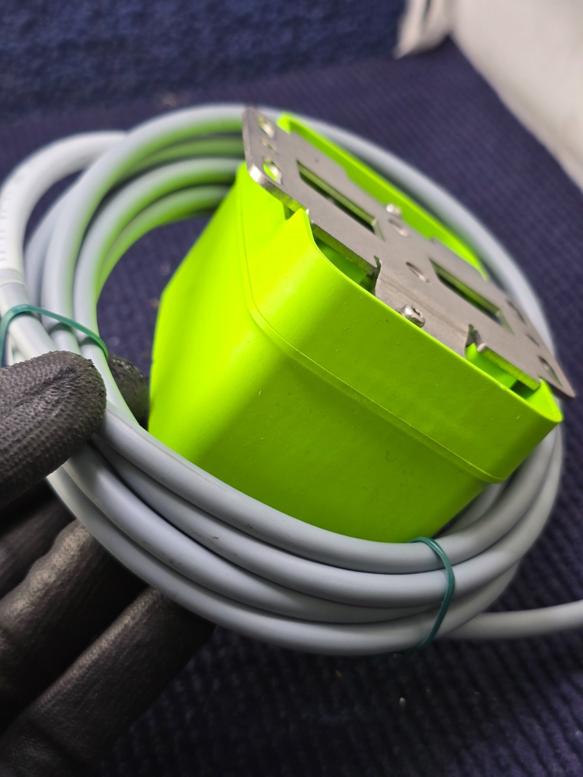 TWTG DS02B Neon Product Line Green Wireless Industrial Sensor Transmitter IP66