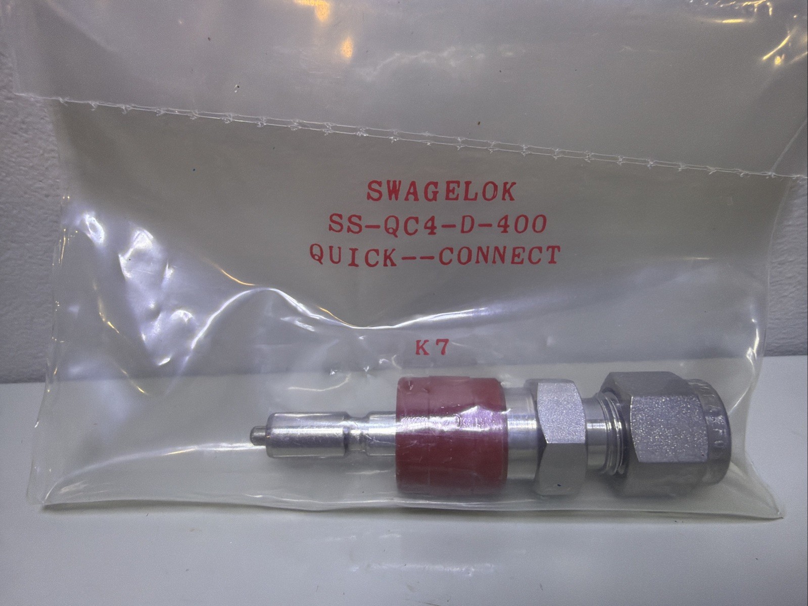 Swagelok SS-QC4-D-400 Stem With Valve Quick Connect 1/4 Inch
