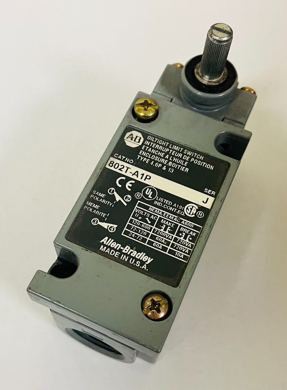ALLEN BRADLEY 802T-A1P SER J LIMIT SWITCH WITH 40146-747-64 HEAD