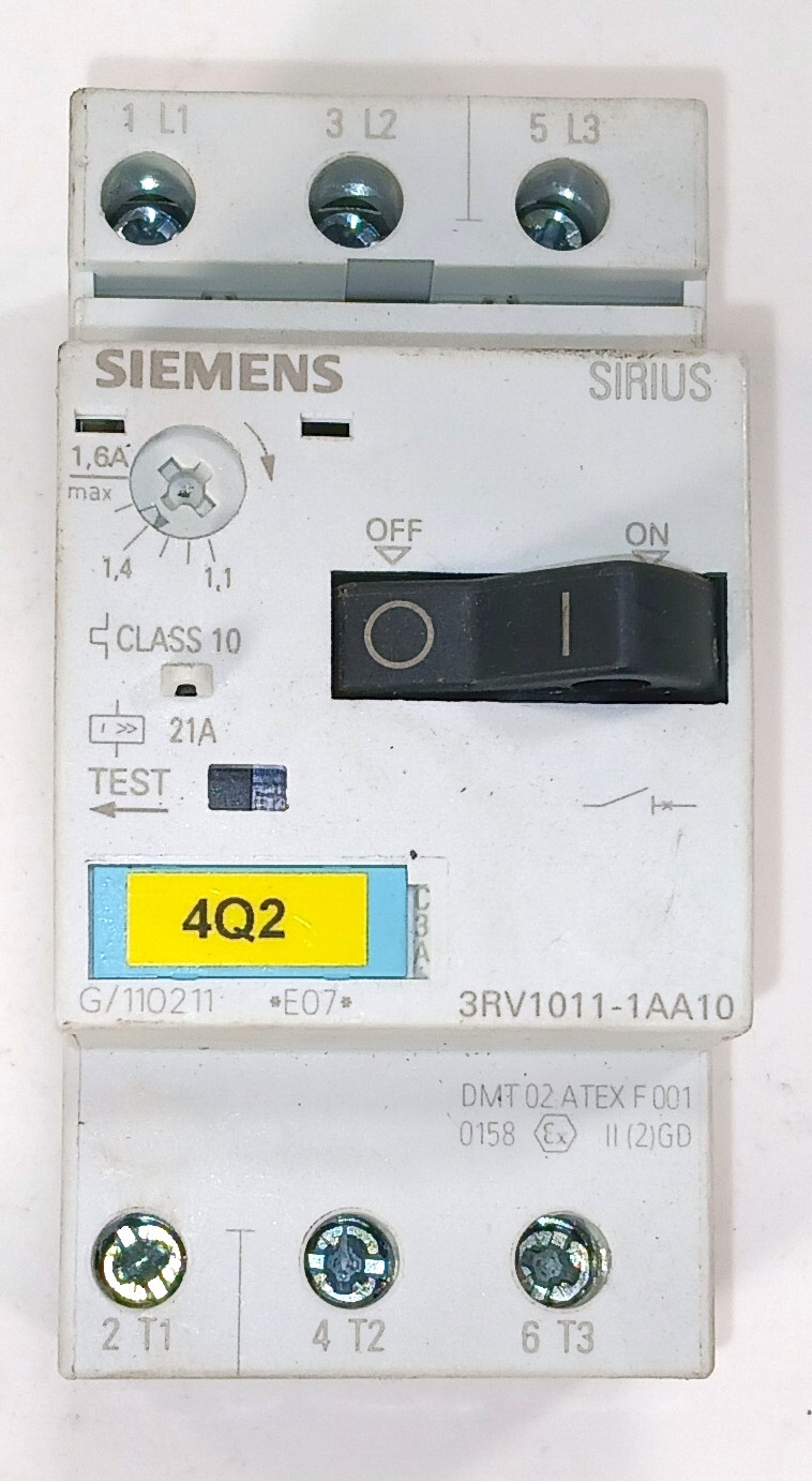 1 USED SIEMENS 3RV1011-1AA10 MANUAL MOTOR STARTER ***MAKE OFFER***