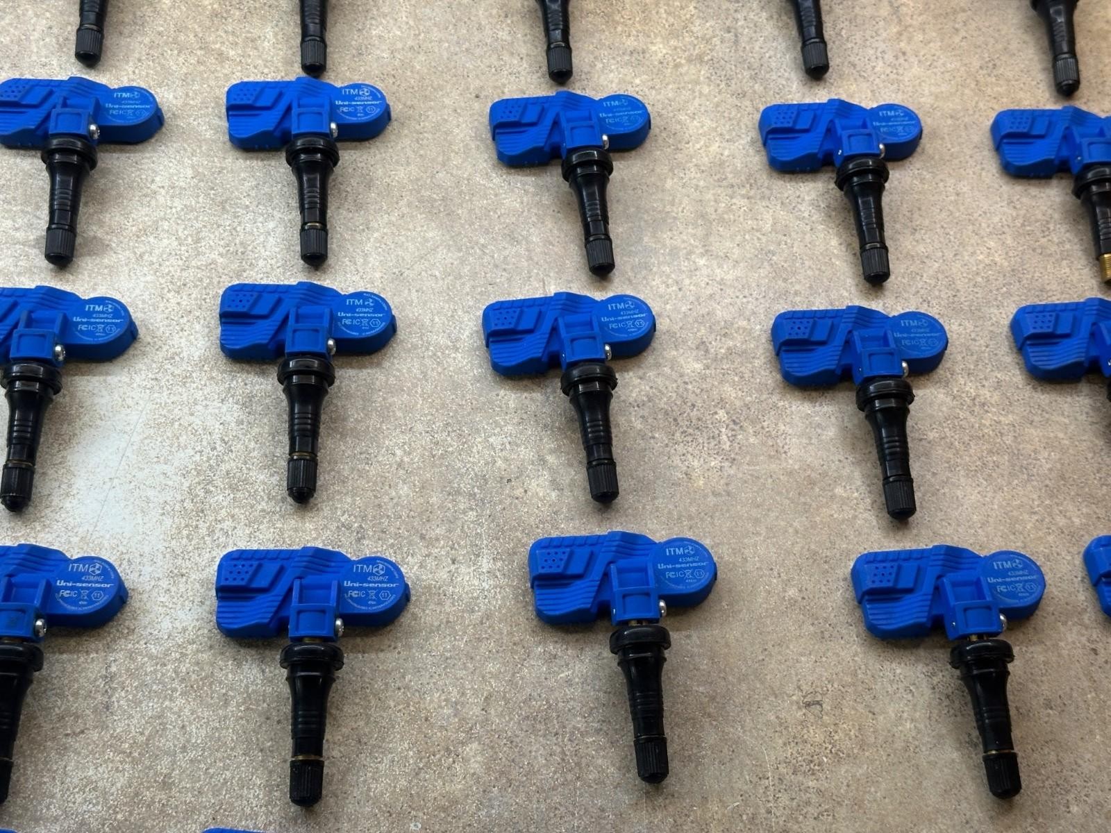 LOT OF 65 ITM Uni-Sensor 433WHZ Tire Pressure Sensor