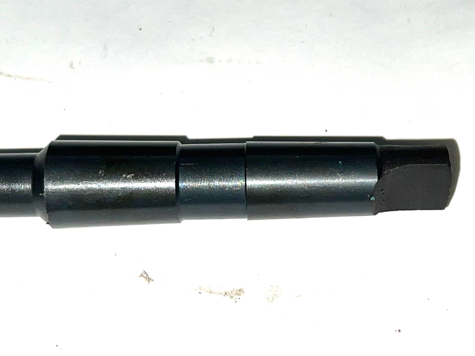 PRECISION TWIST DRILL TAPERED SHANK BIT 020034 17/32″ DIA BLACK OXIDE 8-1/2″ OAL