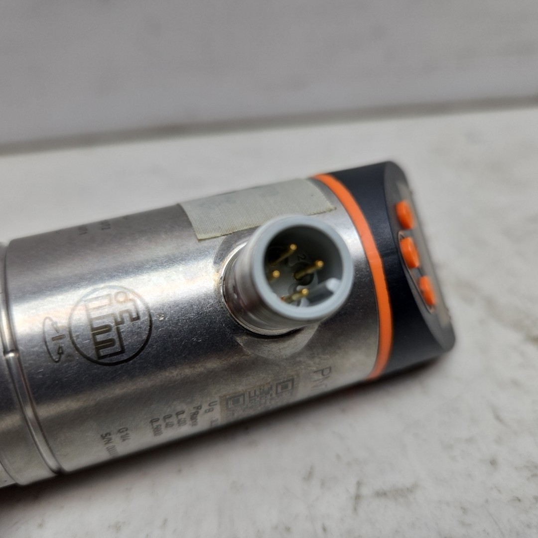 IFM PN7070 Pressure Sensor w/ Display 18-30Vdc 80MPa 0-400 Bar Used *READ*