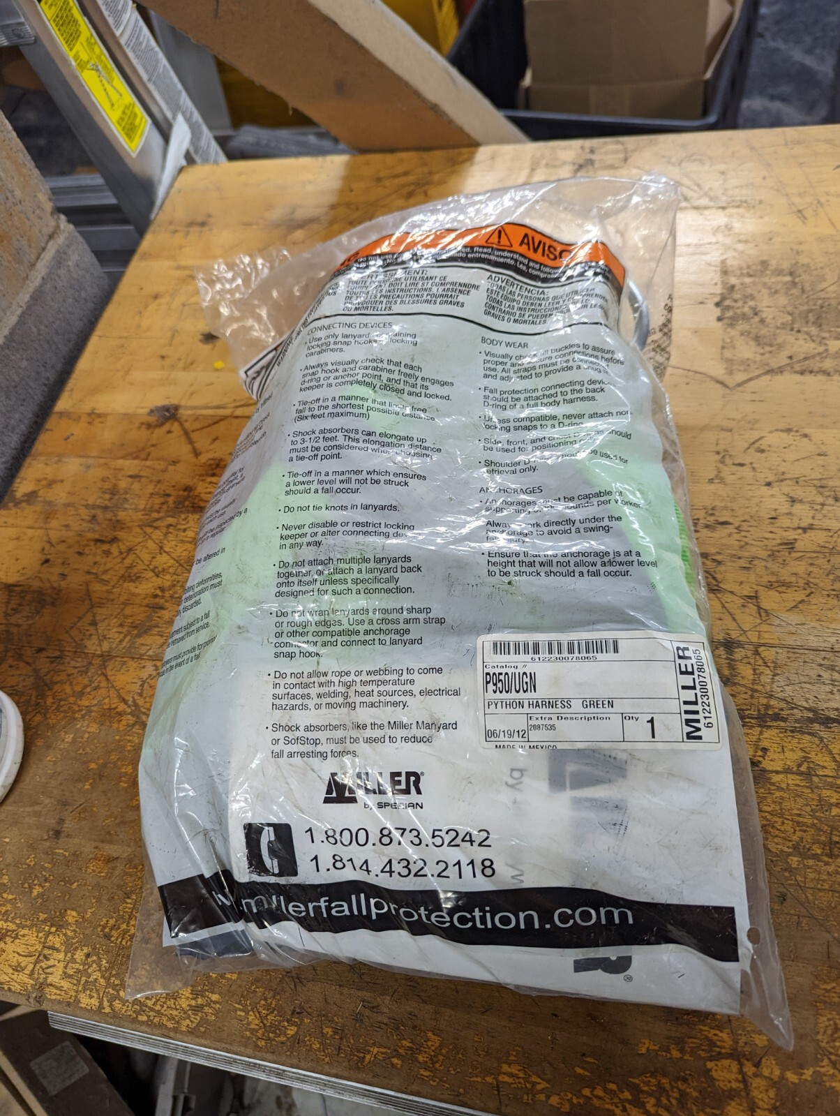 NEW HONEYWELL MILLER, P950/UGN Full Body Harness, Universal, 400 lb, Green