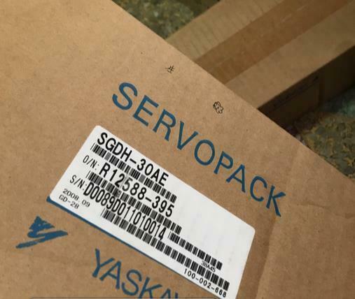 1PCS Yasukawa servo drive SGDH-30AE New (by DHL or FedEx) Brand New