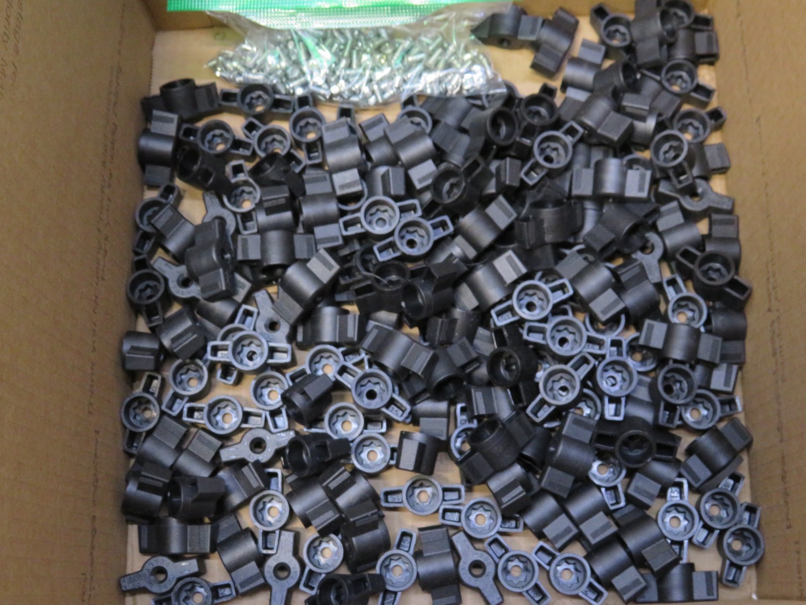 Lot Of 168 black Valve Knobs handles 1.5″ made in Italy