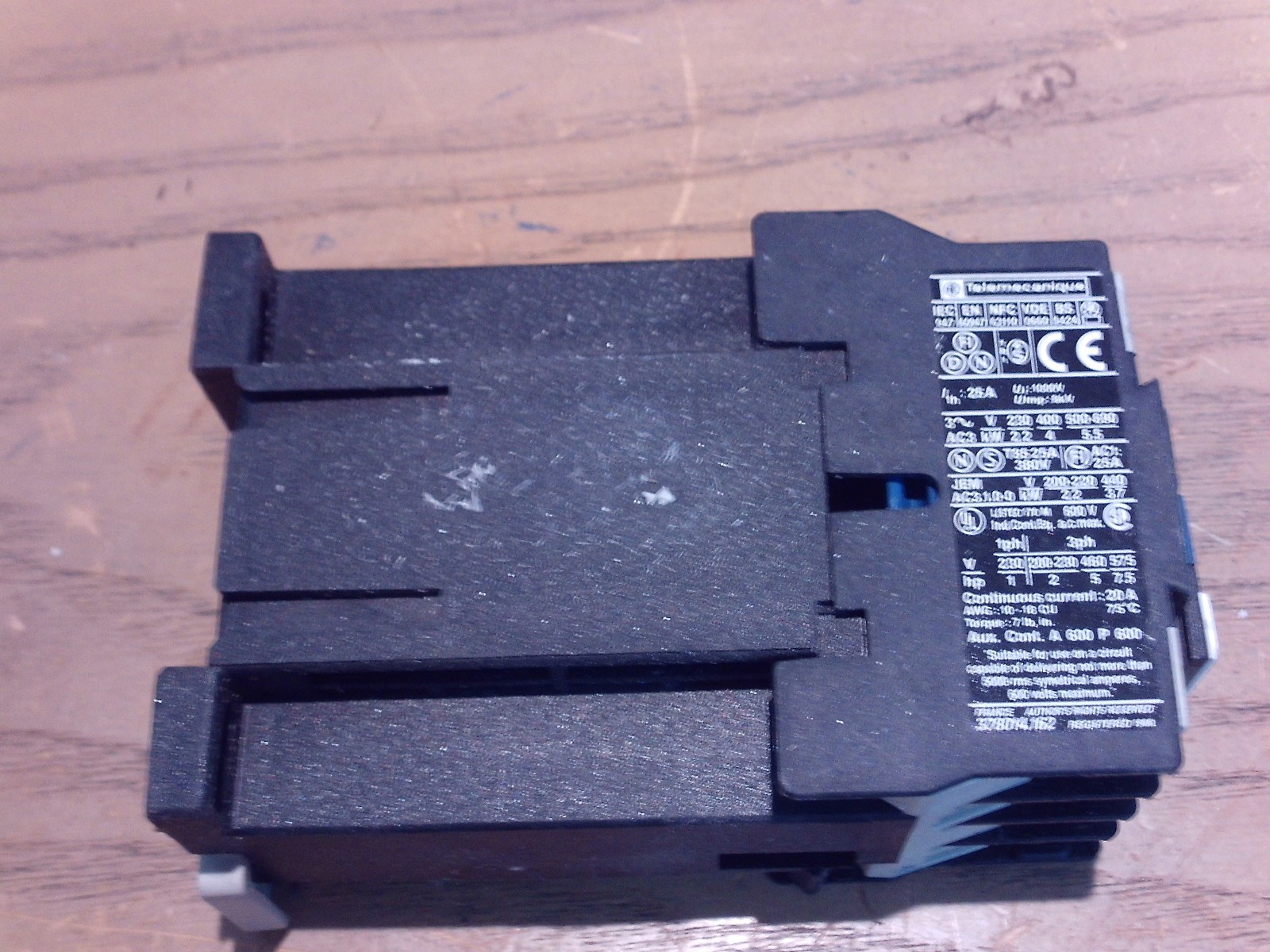 Telemecanique LP1 D09 10 Contactor 1J-1659-F18