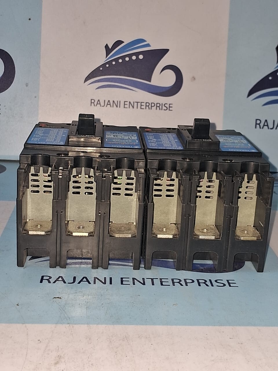 Terasaki Electric XS50NS Tembreak Circuit Breaker 3 Pole 15A And 50A (NEW)