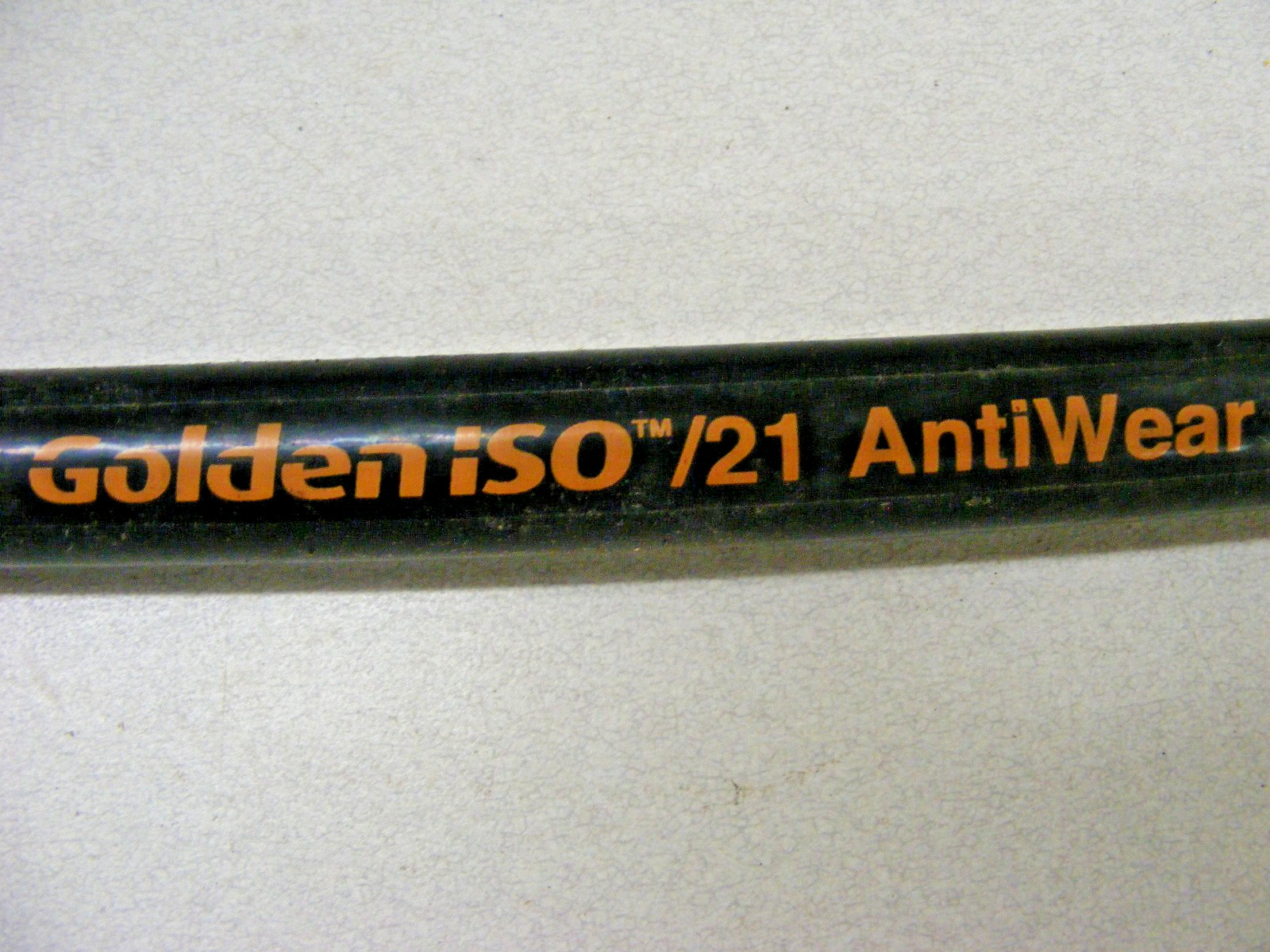 Manuli 2G-IC-126C/16 Golden iSO 21 Antiwear Hose 18752-A SAE 3040 psi (zz3)
