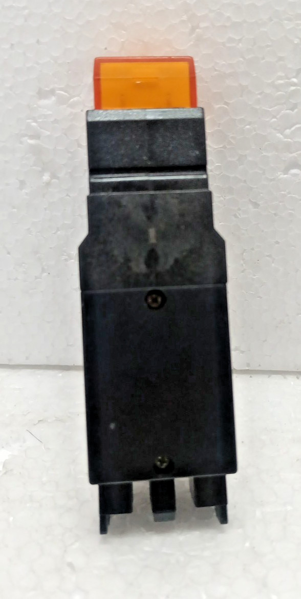 Yoshida Electric TU-L 1 D P. V. 115 V S.V. 505 V 50/60 Hz Output 1 VA