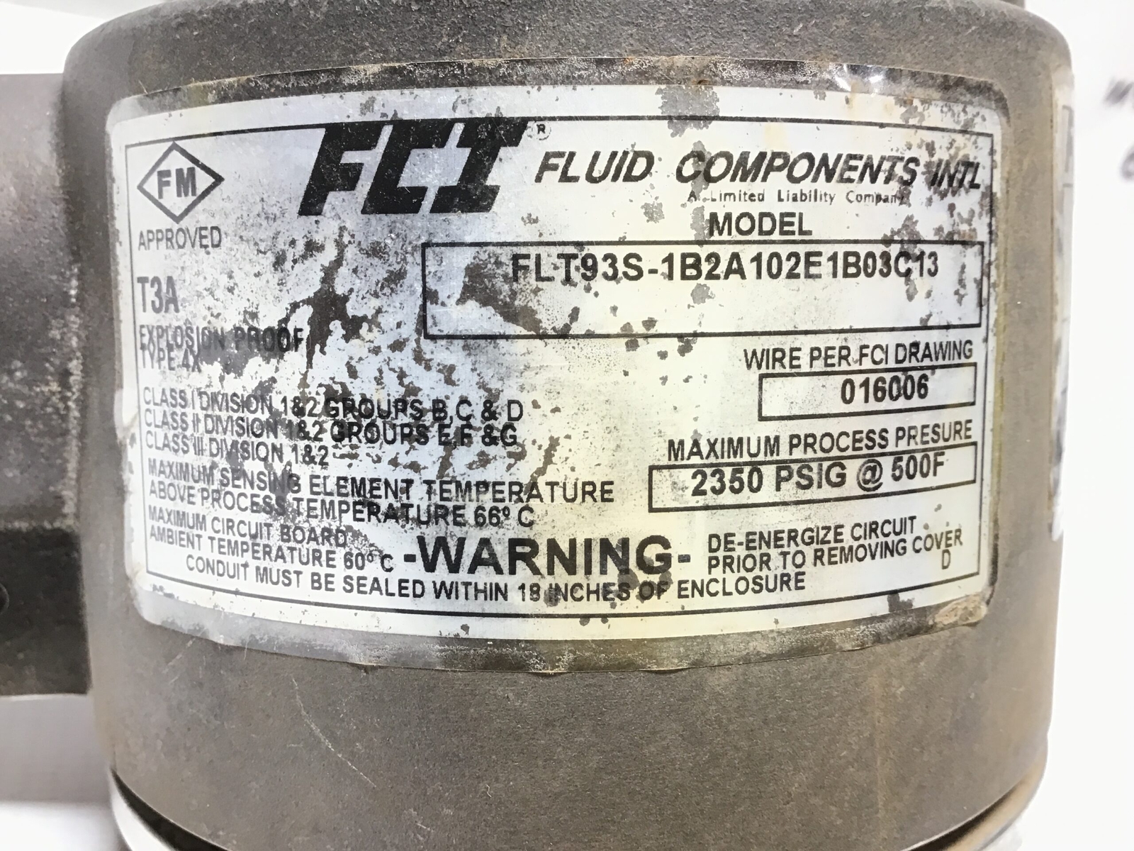 FCI FLT93S-1B2A102E1B03C13 Hazardous Location Enclosure 2350PSIG 500F 115/220VAC