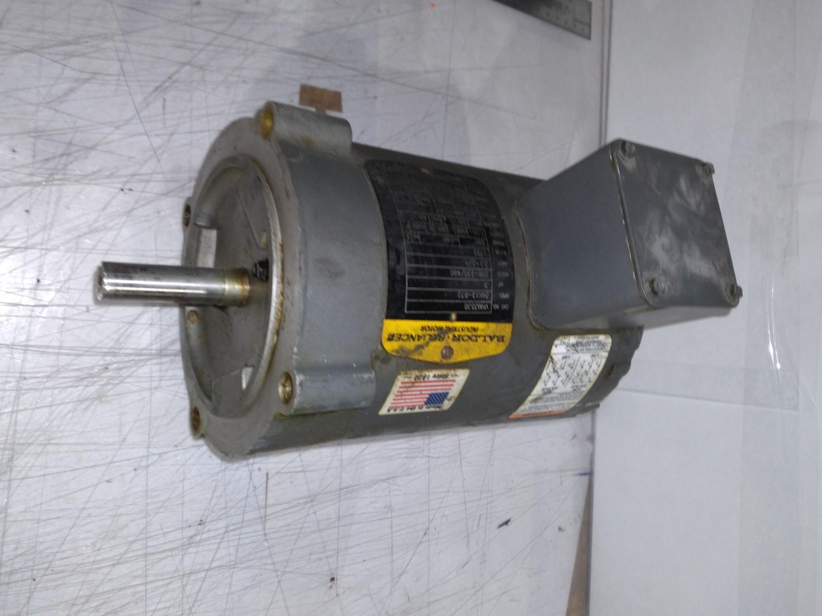 BALDOR RELIANCE INDUSTRIAL MOTORS VNM3538 208-230/460 VOLTS 2.1-2/1 APMS