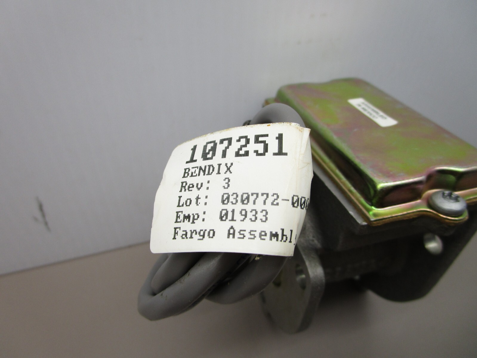 Bendix 108165 E-10R Retarder Control Section 107251 4-Pin Packard Connector