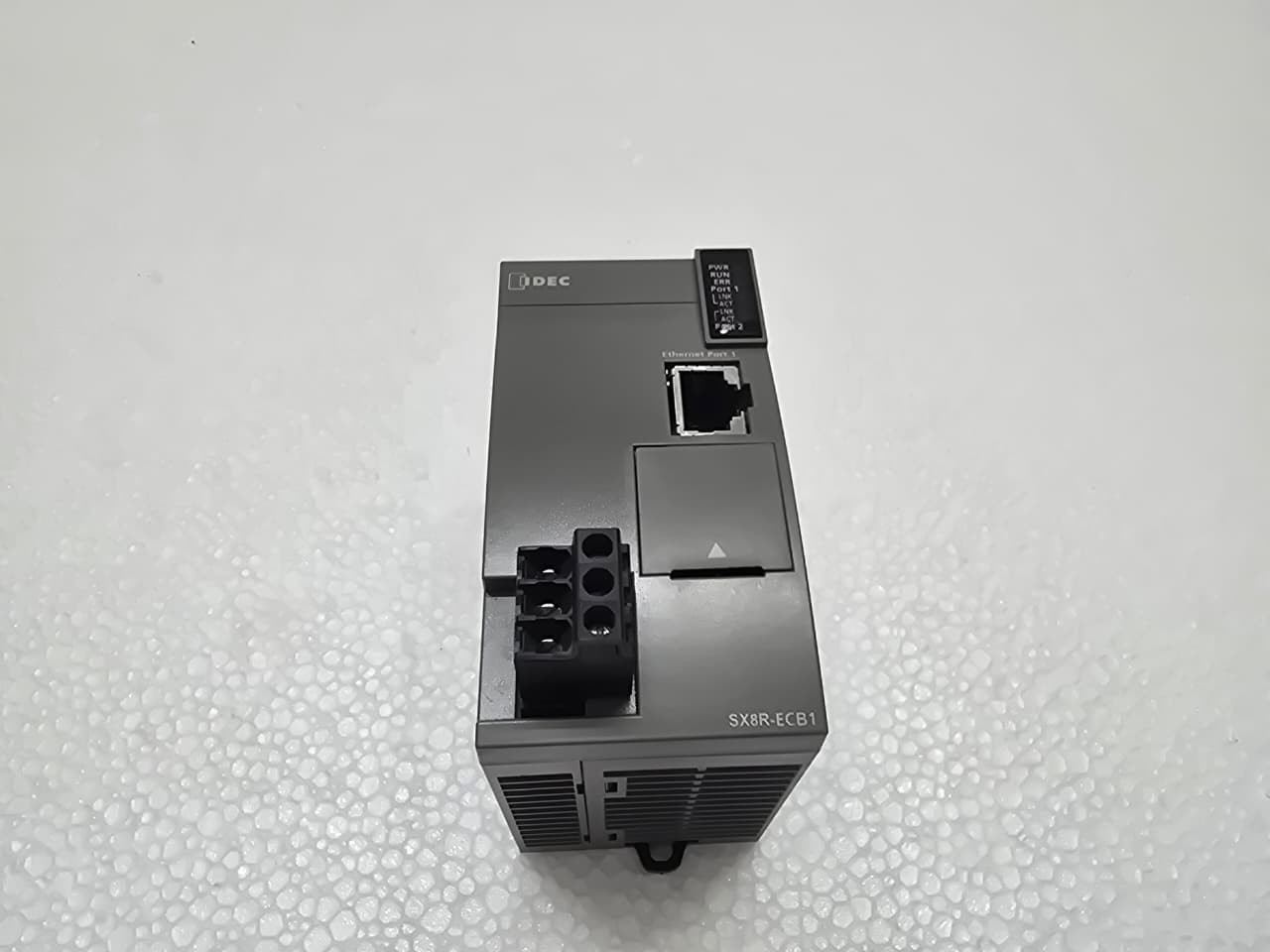 IDEC SX8R-ECB1 Remote I/O Head/Bus Coupler Module
