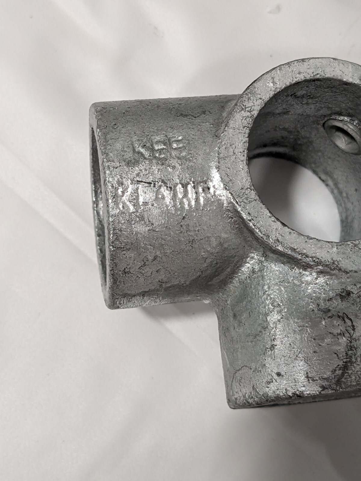 KEE 1″ Pipe, Side Outlet Tee, Malleable Iron Tee Pipe Rail Fitting Qty 5 21-6