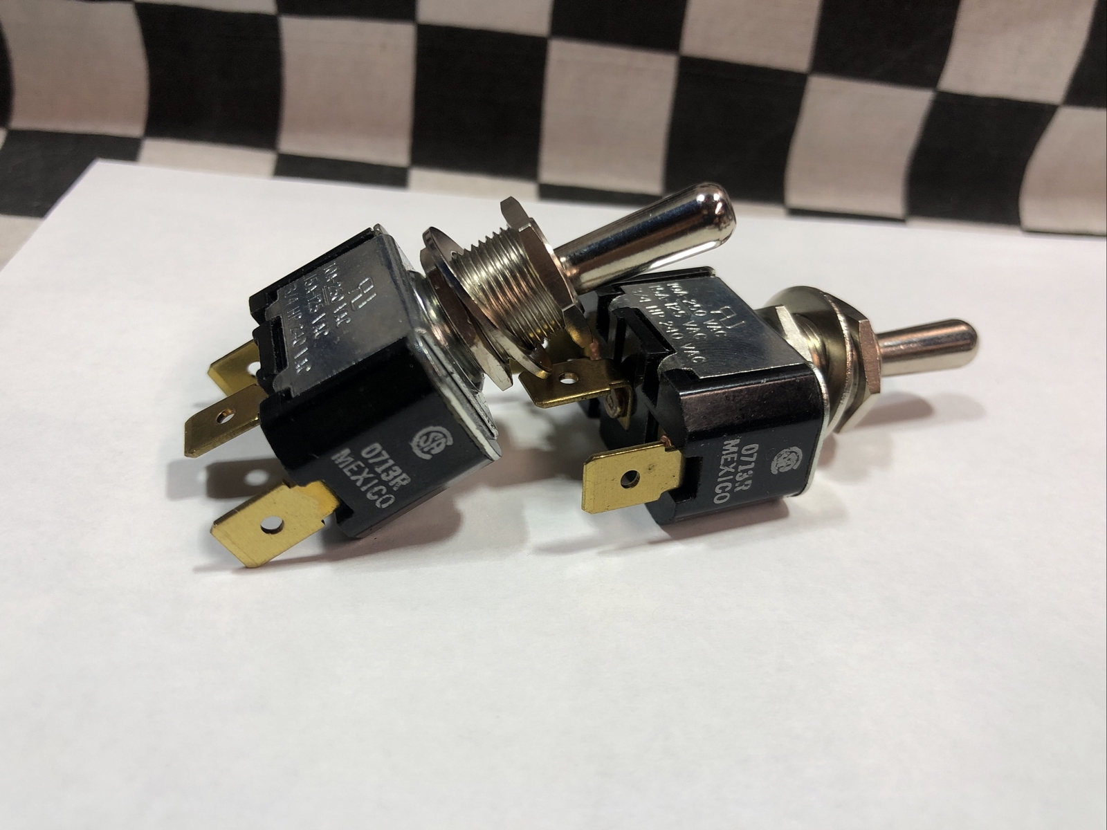CARLING 0713R & TE Connectivity ALCOSWITCH, MTG106E, MTG-106F, Lot OF 7 #1609K2