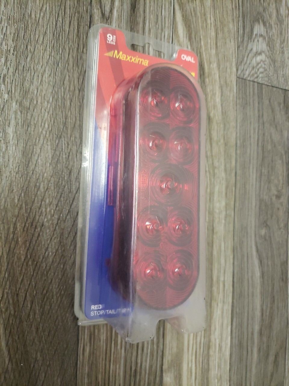 Maxxima M63322r Stop/Tail/Turn Light,Red,6-13/32″L,Oval