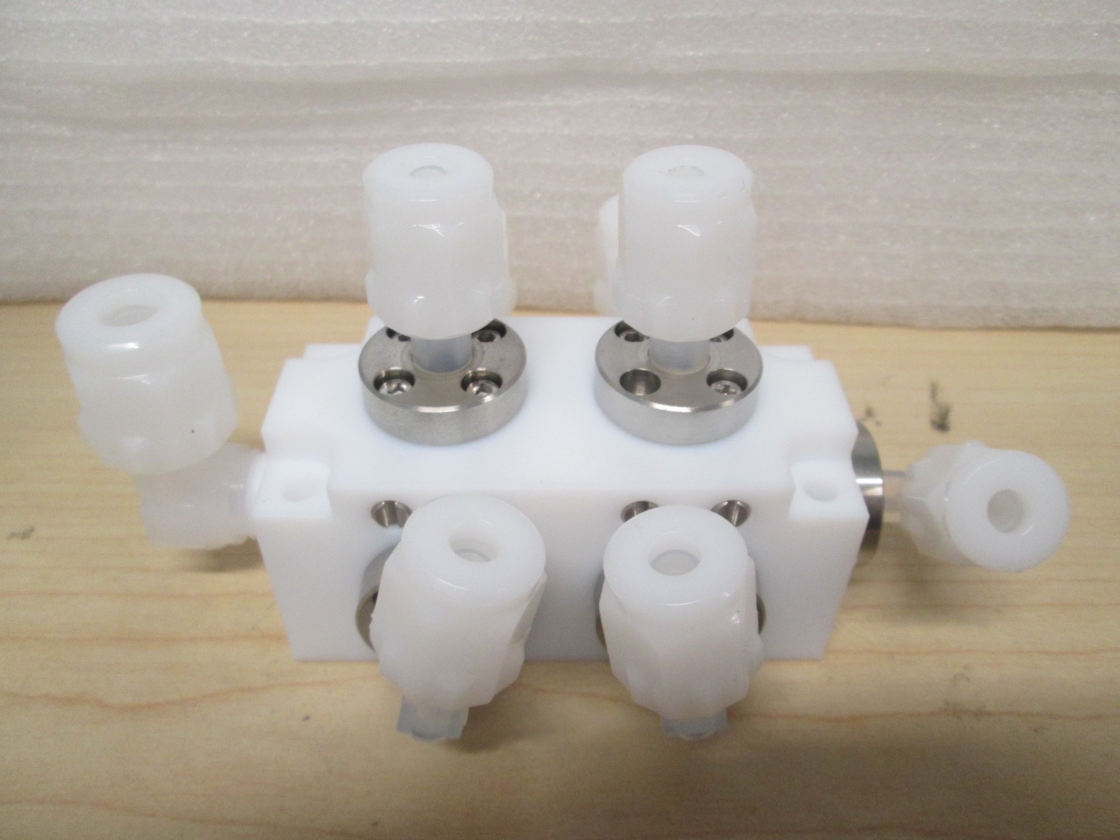 Manifold 3/8″ Assy, 1102589, New