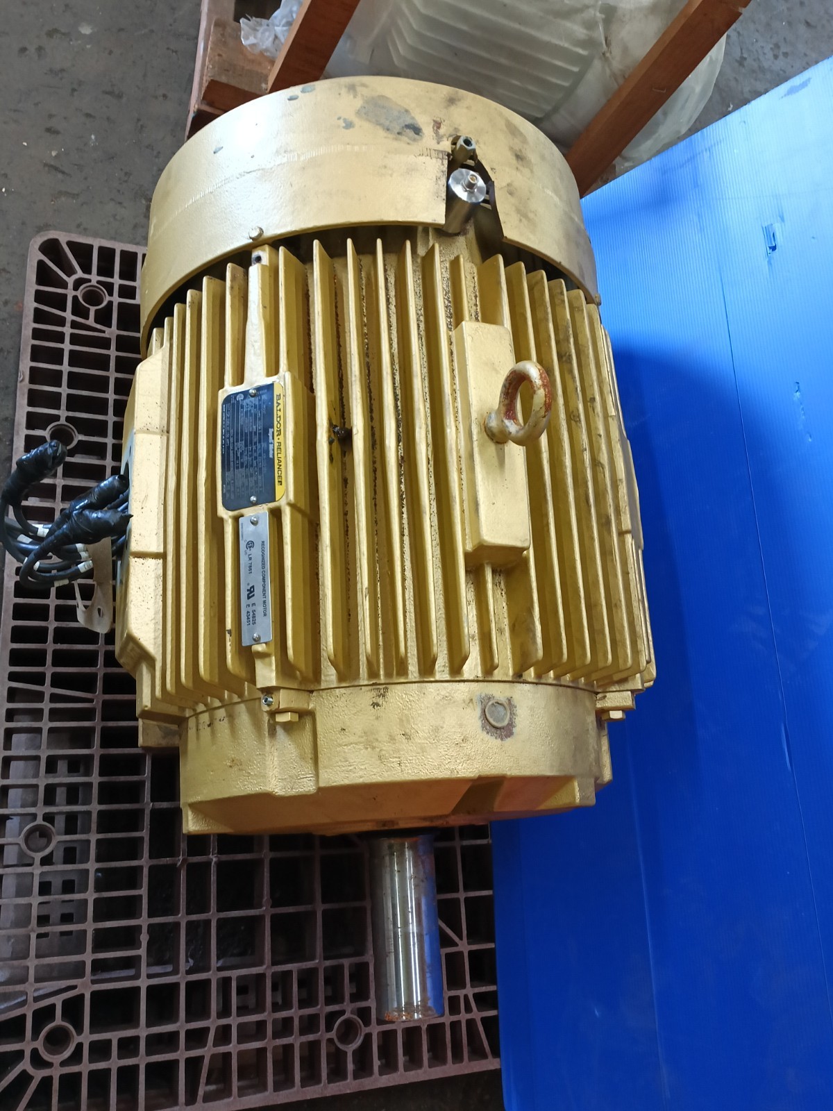 75 HP BALDOR RELIANCE EM43167 SUPER E MOTOR 169/84.9 VOLTS 230/460