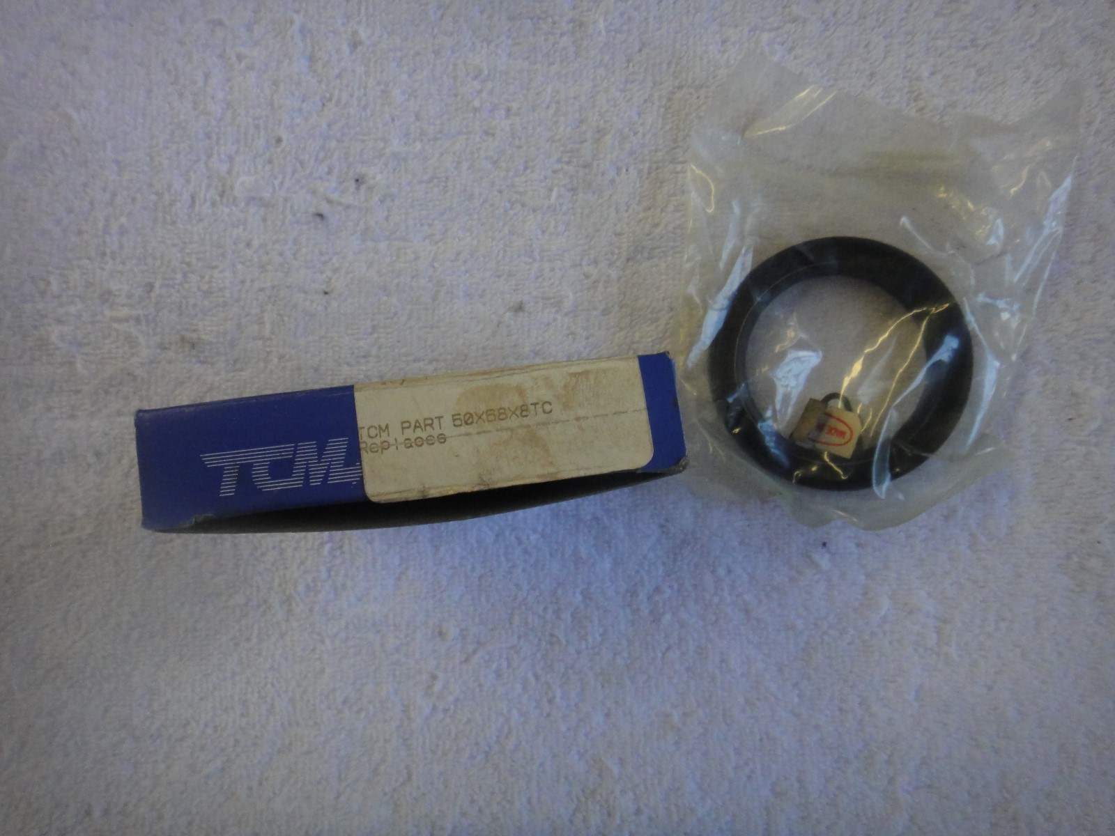 NIB TCM Oil Seal 50X68X8TC