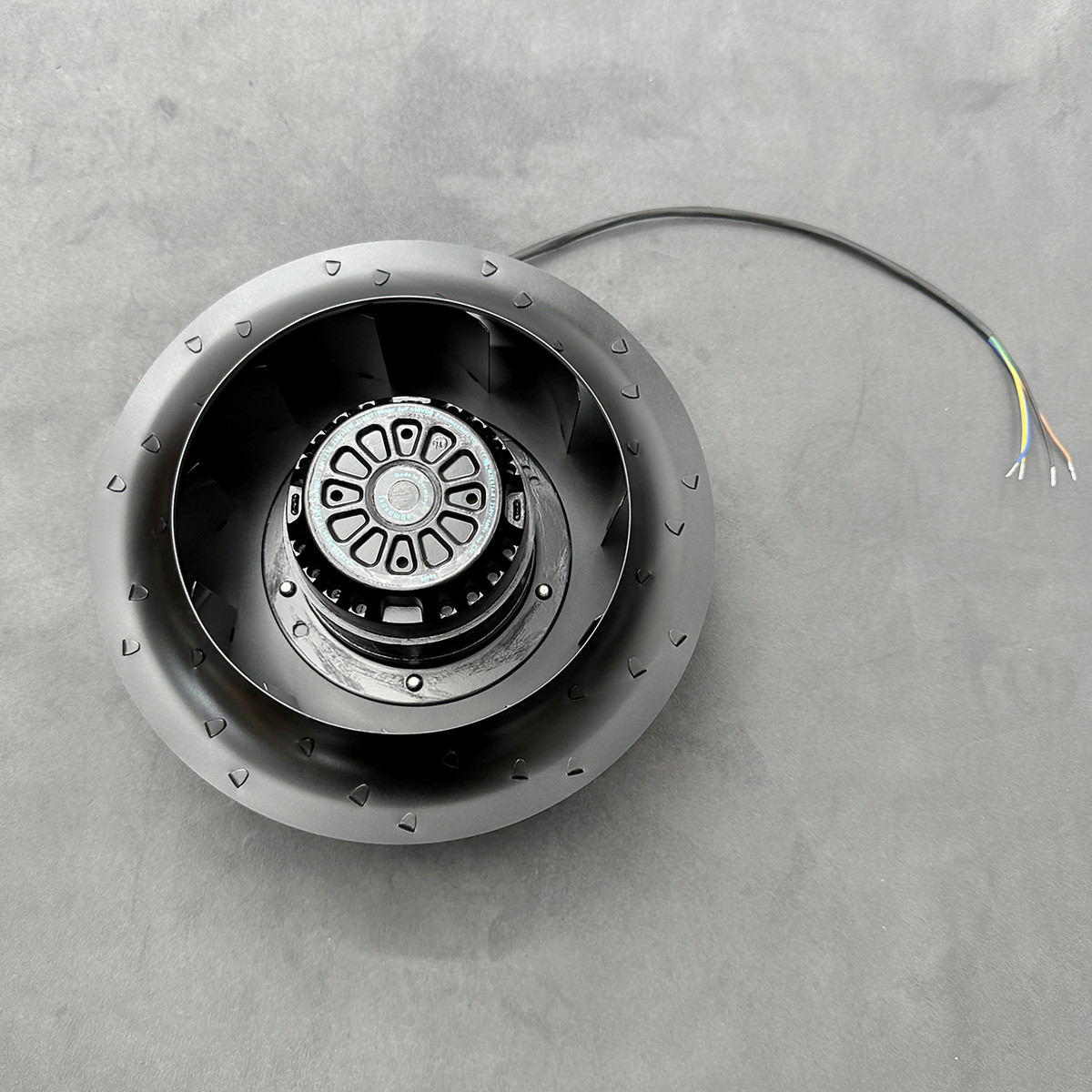 Brand New R2E250-RB06-19 for Danfoss Inverter fan 230V~50/60HZ 250/390W